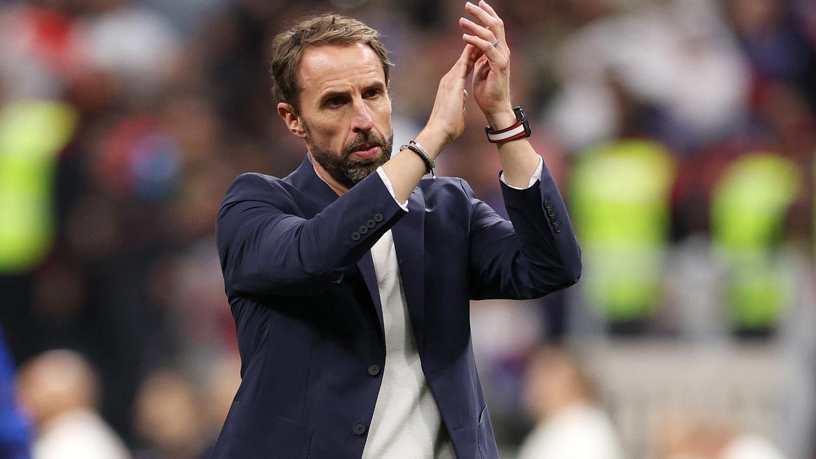 
                <strong>Platz 2: Gareth Southgate</strong><br>
                &#x2022; Nationalmannschaft: England<br>&#x2022; Jahresgehalt: 5,8 Millionen Euro<br>
              