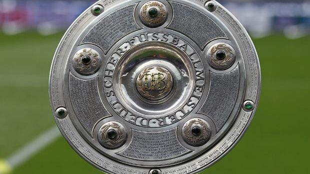 <strong>Gewinner und Verlierer der Bundesliga-Hinrunde</strong><br>Zwar gibt es Anfang 2024 noch einen Hinrunden-Spieltag, trotzdem bietet das Jahresende eine gute Möglichkeit, um auf die ersten 16 Partien zurückzublicken. <strong><em>ran</em></strong> zeigt euch Gewinner und Verlierer der Bundesliga.