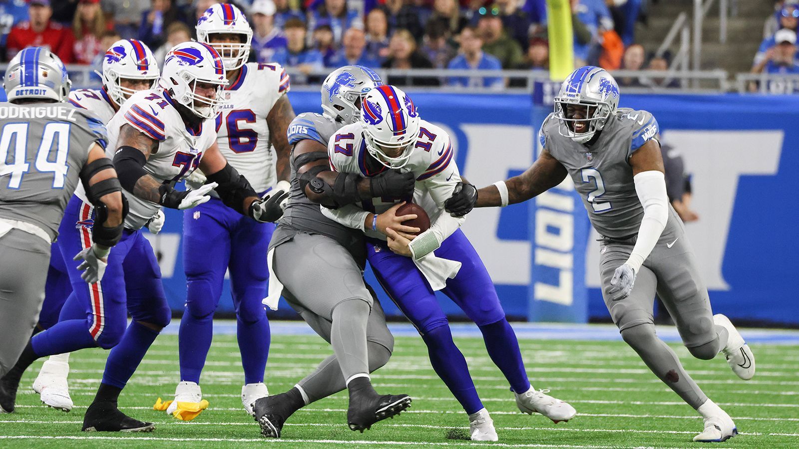 
                <strong>16 Franchises bleiben ohne Compensatory Picks</strong><br>
                Die folgenden Teams haben keine Compensatory Picks erhalten: Buffalo Bills, Miami Dolphins, New York Jets, Baltimore Ravens, Cincinnati Bengals, Pittsburgh Steelers, Indianapolis Colts, Jacksonville Jaguars, Tennessee Titans, Denver Broncos, Los Angeles Chargers, Philadelphia Eagles, Detroit Lions, Atlanta Falcons, Carolina Panthers und die Seattle Seahawks
              