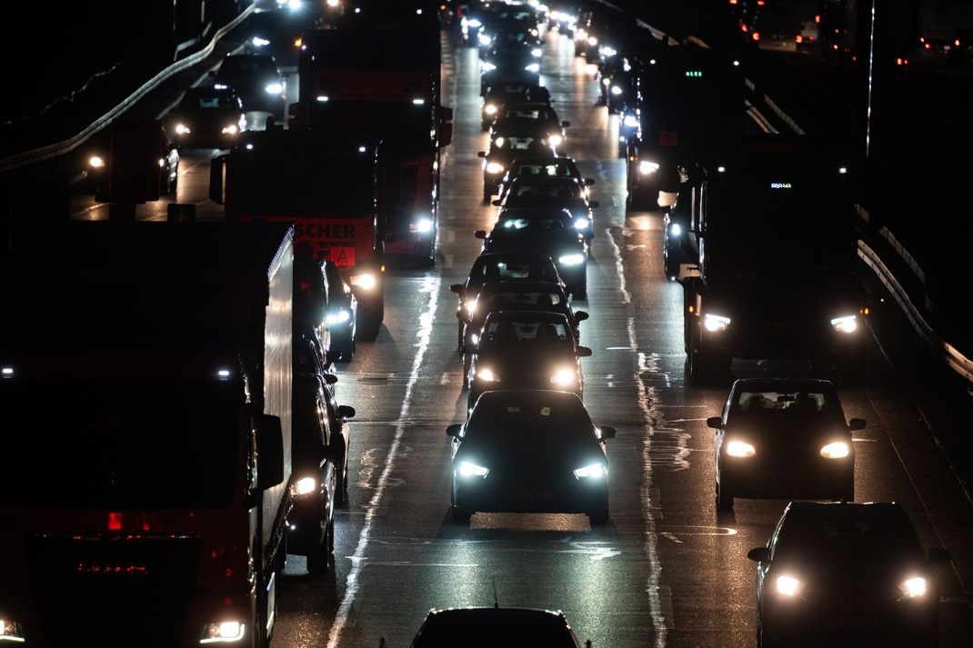 Auf der A81 hat sich der Verkehr kilometerlang gestaut. (Symbolbild)