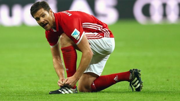 
                <strong>Xabi Alonso</strong><br>
                Der aktuelle Bayern-Star entstammt einer baskischen Fußballer-Familie. Sein Vater Periko war ebenso Profi wie Xabis ein Jahr älterer Bruder Mikel. Somit wäre wohl auch Xabi ohne eine Profi-Karriere finanziell ordentlich über die Runden gekommen.
              