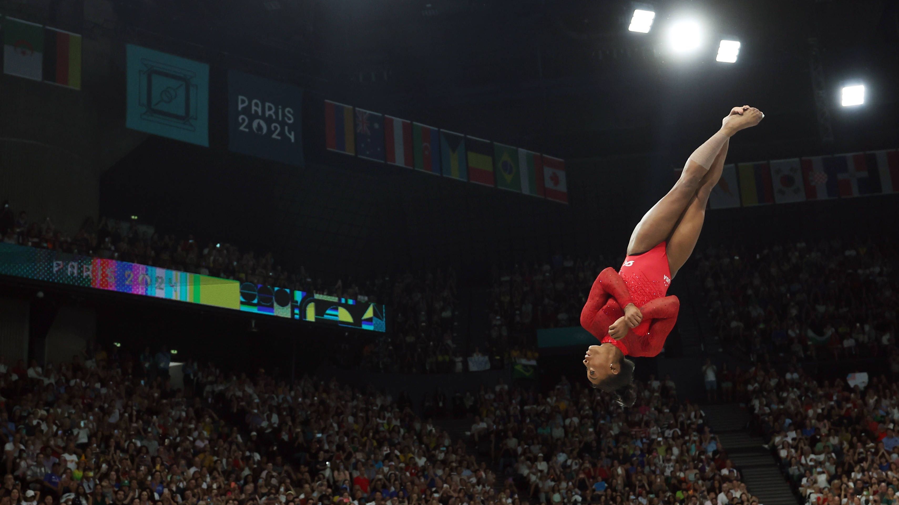 <strong>Olympia 2024: Die besten Bilder des achten Tages</strong><br>Drittes Finale, dritter Triumph: Turn-Königin Simone Biles hat mit einer fulminanten Flugshow auch beim Sprung olympisches Gold gewonnen, die Biles-Festspiele von Paris gehen damit unvermindert weiter.