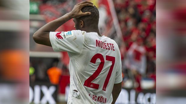 
                <strong>Anthony Modeste</strong><br>
                Bei all dem Wahnsinn ist die Tatsache, dass Modeste auch in China die Rückennummer 27 tragen darf, fast nur eine Randnotiz. Jetzt müssen sich nur noch seine Berater mit dem 1. FC Köln über die Freigabemodalitäten einigen. Die war zuletzt ins Stocken geraten, weil die Gebrüder Mendy sechs Millionen Euro von den Geißböcken gefordert hatten.
              