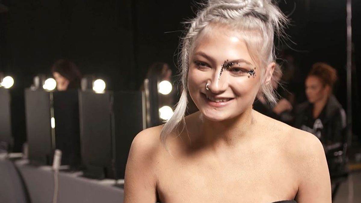 Mareike ohne Tattoos