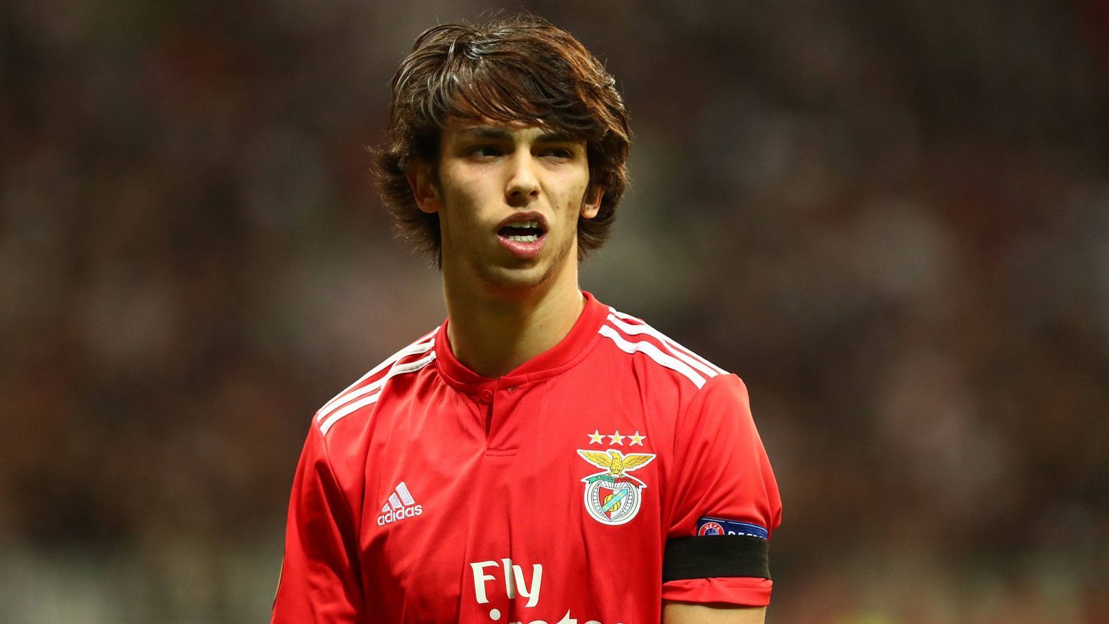 
                <strong>Joao Felix</strong><br>
                &#x2022; <strong>Ablöse</strong>: 127,2 Millionen Euro<br>&#x2022; <strong>Aufnehmender Verein</strong>: Atletico Madrid<br>Joao Felix ist nach wie vor Benficas Top-Abgang. Doch ob der 22-jährige Portugiese sein Geld tatsächlich wert ist? Bis jetzt eilt ihm sein Ruf noch etwas voraus.
              