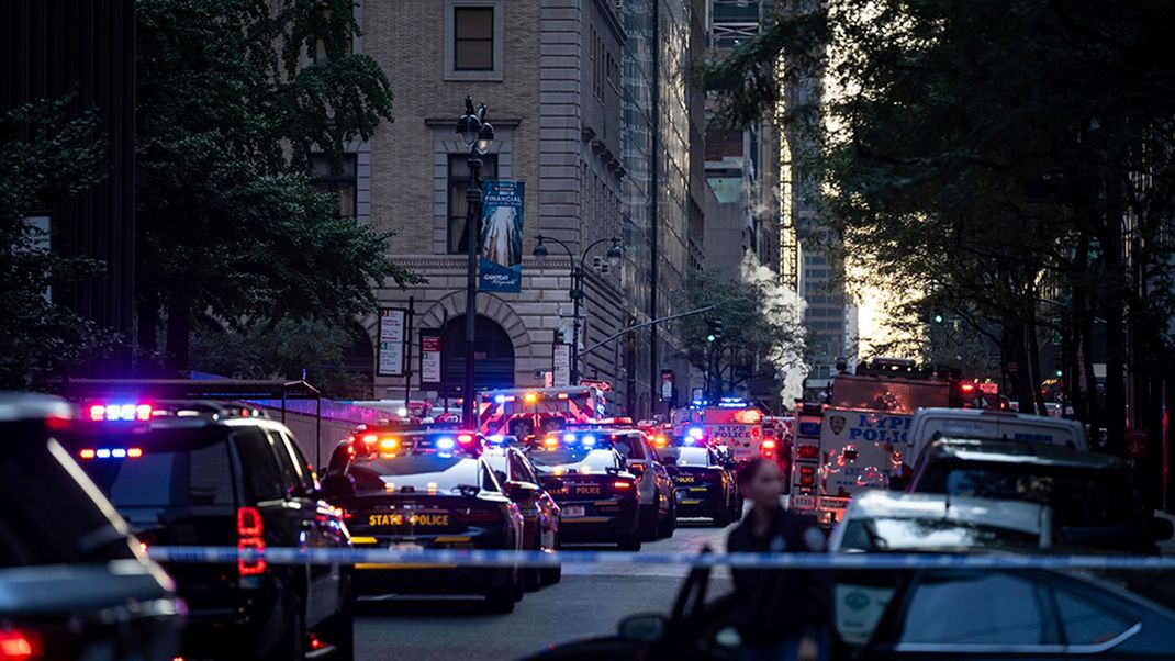 Großeinsatz der Polizei in New York nach einem Schussvorfall in Manhatten.