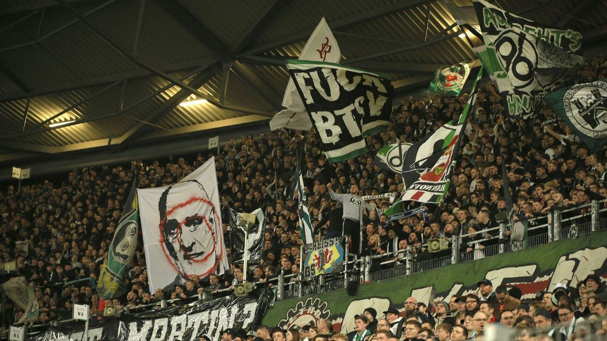 Die Hannover-Fans protestierten gegen einen DFL-Investor