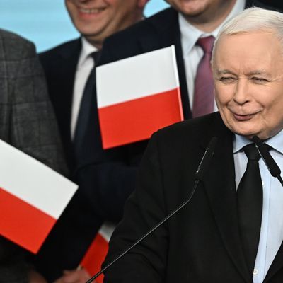 Die Kommunalwahl in Polen ist der erste Stimmungstest im Land seit der Abwahl der PiS-Regierung.