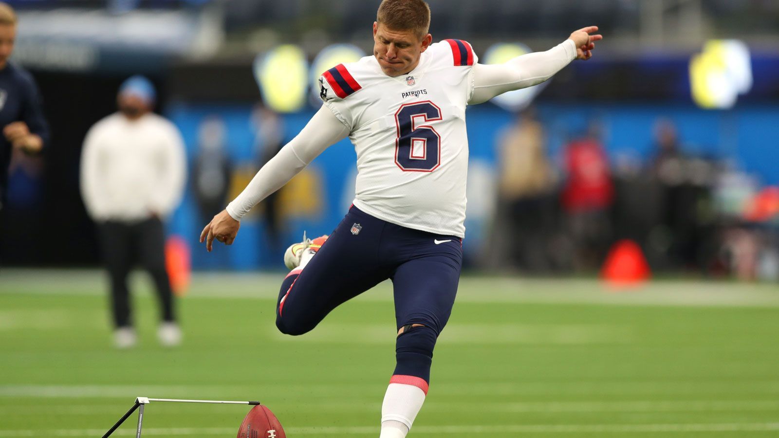 
                <strong>Platz 10 (geteilt): Nick Folk</strong><br>
                &#x2022; Team: New England Patriots<br>&#x2022; <strong>Overall Rating: 78</strong><br>&#x2022; Key Stats: Kick Power: 92 – Kick Accuracy: 87 – Stamina: 75<br>
              