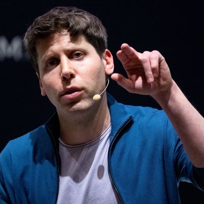 ChatGPT-Entwickler Sam Altman sieht Künstliche Intelligenz als Gefahr für die Menschheit an.