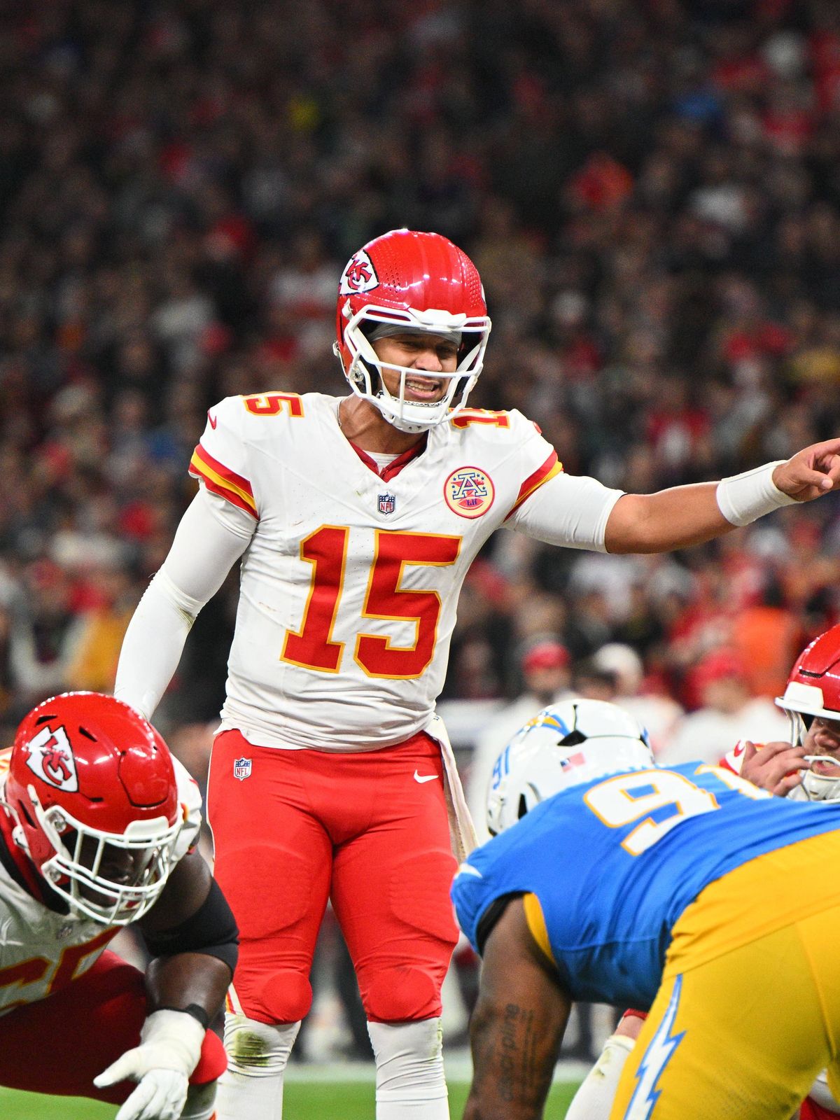 Los Angeles Chargers v Kansas City Chiefs SAO PAULO,BRAZIL - SEPTEMBER 5: Kansas City Chiefs quarterback Patrick Mahomes 15 gives instruction to his teammates during the second half of an NFL, Amer...