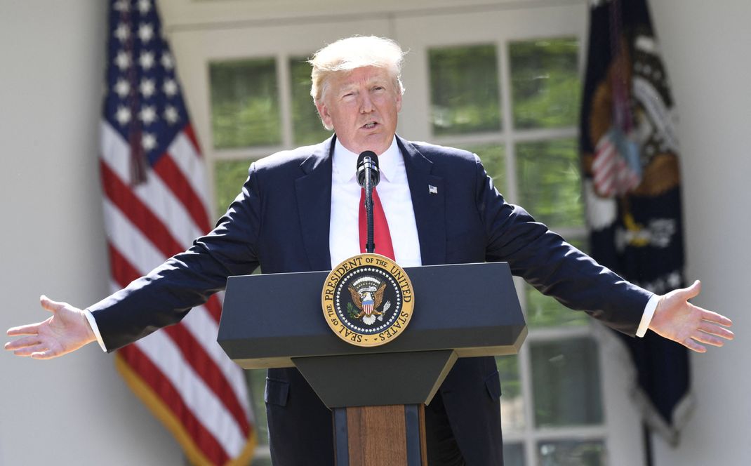 Wie stellt sich Donald Trump die Nutzung Künstlicher Intelligenz in den USA zukünftig vor?