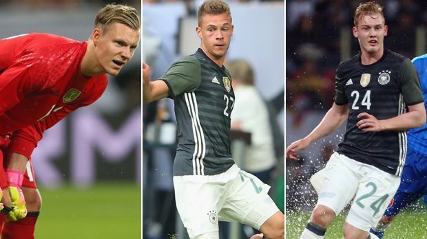 
                <strong>82 DFB-Debütanten seit 2006</strong><br>
                Mit Bernd Leno (li.), Julian Weigl, Joshua Kimmich (Mi.) und Julian Brandt (re.) debütierten beim Test gegen die Slowakei (1:3) die nächsten vier Talente in der Nationalmannschaft. Joachim Löw hat seit seinem Amtsantritt 2006 damit 82 Spieler neu ins Team geholt. Doch woher kamen diese Spieler? ran.de zeigt die zehn Bundesliga-Vereine mit den meisten DFB-Debütanten in der Ära Löw.
              