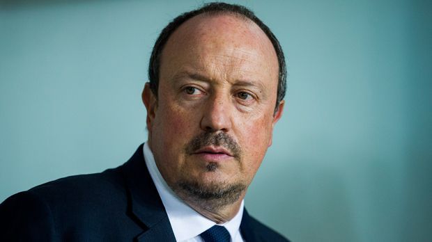 
                <strong>Platz 6: Rafael Benitez</strong><br>
                Platz 6: Rafael Benitez (Real Madrid). Gekaufte Spieler: 62 bei vier verschiedenen Vereinen. Ausgaben: 526,64 Millionen Euro.
              