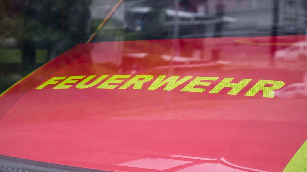 Einsatzwagen der Feuerwehr.