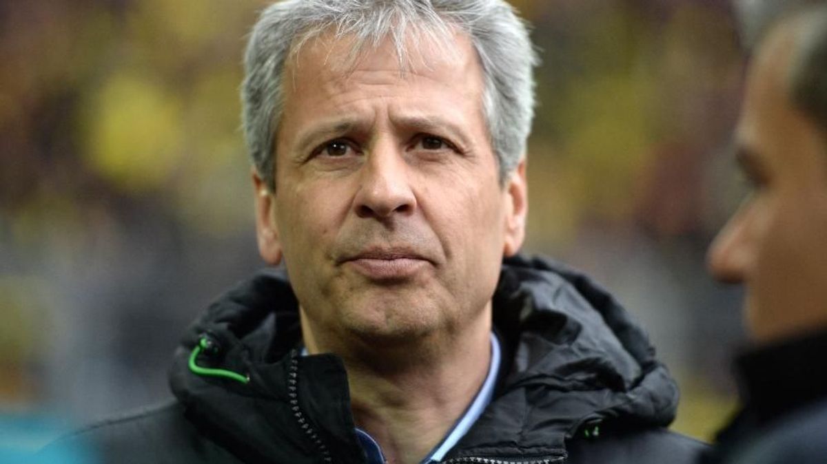 Favre erwartet eine schwierige Partie gegen den HSV