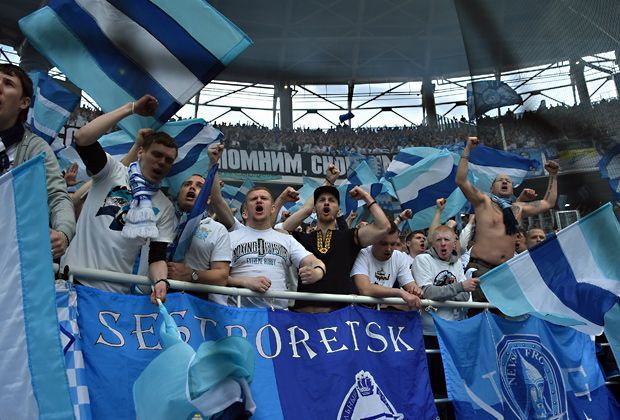 
                <strong>Zenit St. Petersburg (Russland)</strong><br>
                Auch Zenit St. Petersburg steht vorzeitig als Meister fest. Dem Klub von Trainer André Villas-Boas genügte ein 1:1  beim FC Ufa, um sich am drittletzten Spieltag in der russischen Premier League den Titel zu sichern.
              