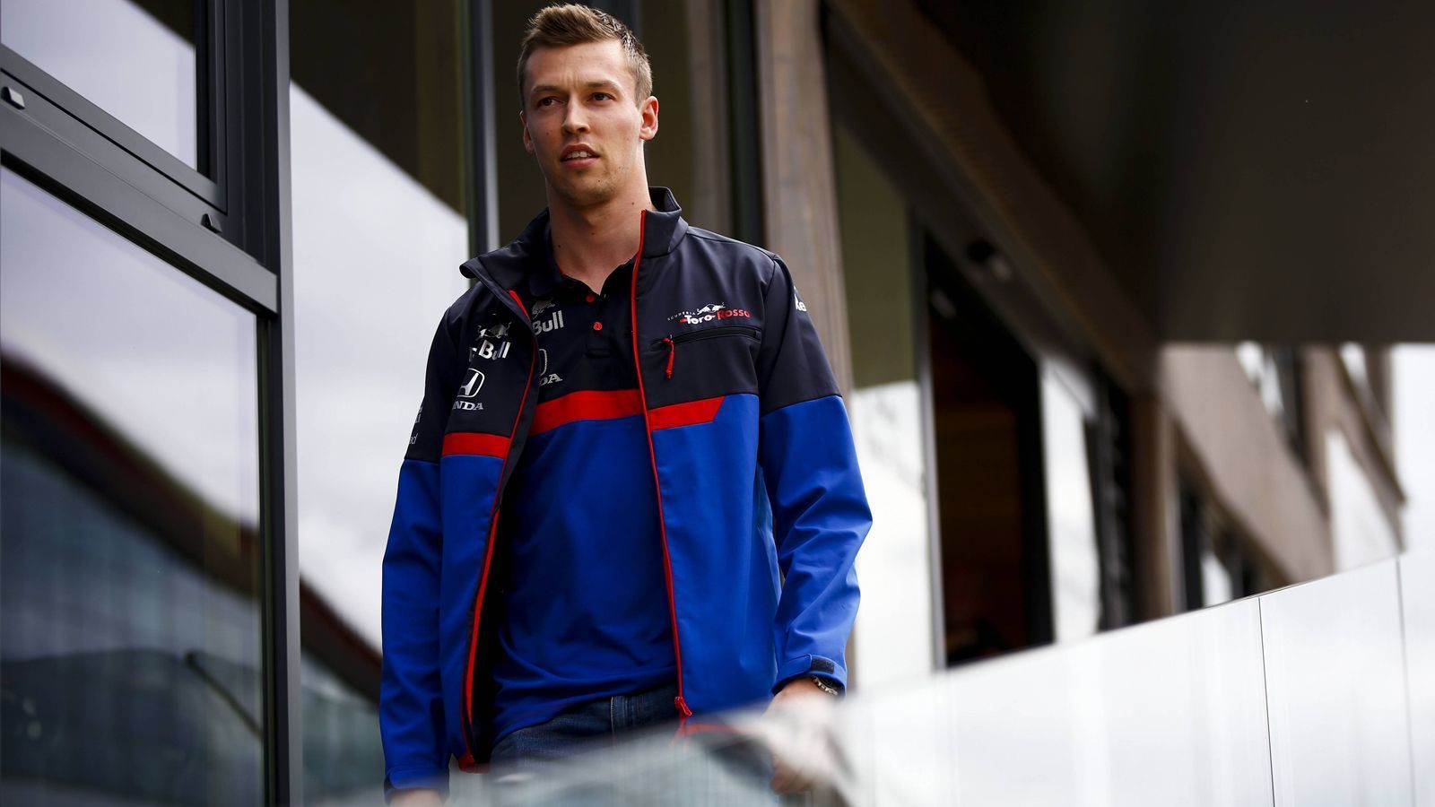 
                <strong>5. Daniil Kvyat</strong><br>
                Punkte insgesamt: 19Aktuelle Punkte: 2Punkte 2014: 0Punkte 2015: 2Punkte 2016: 8Punkte 2017: 7Punkte 2018: /Punkte 2019: 2
              