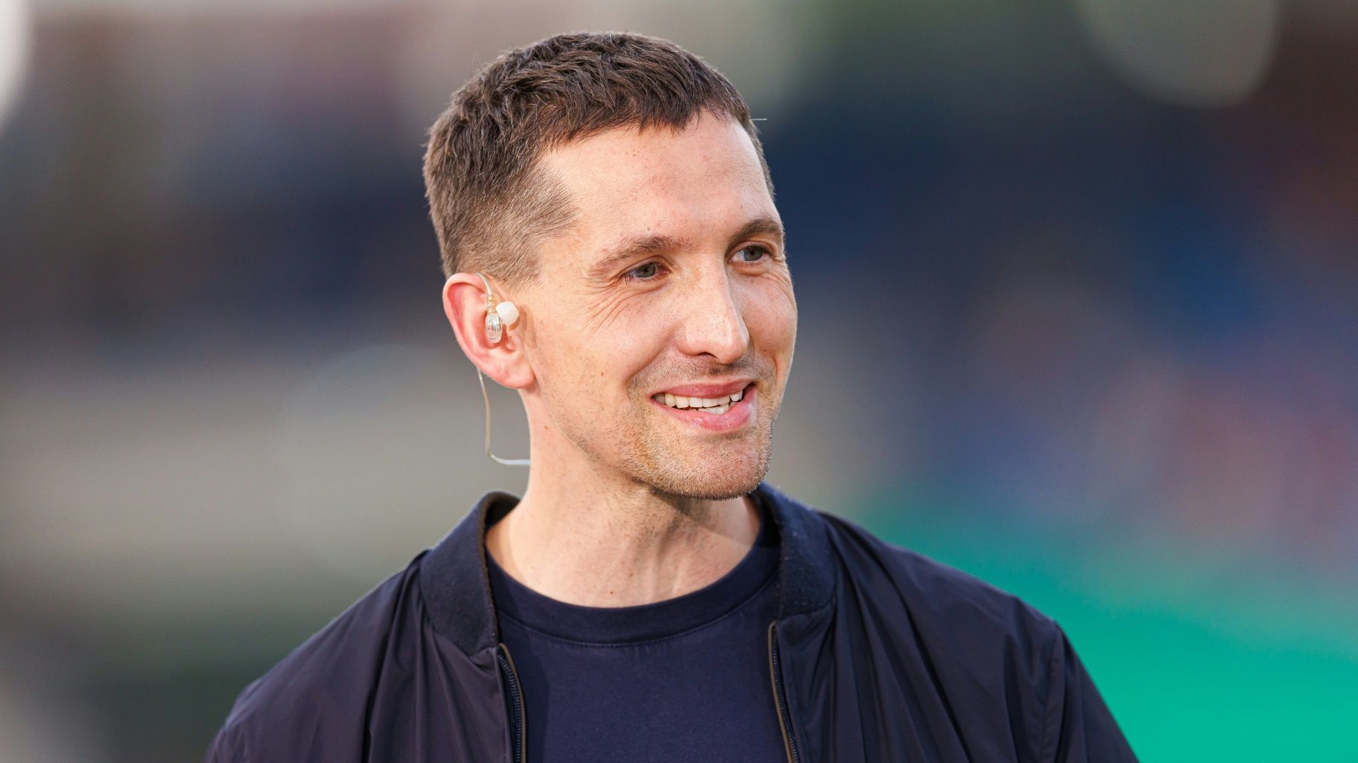 Adler sieht Neuer als Herausforderer im DFBTor