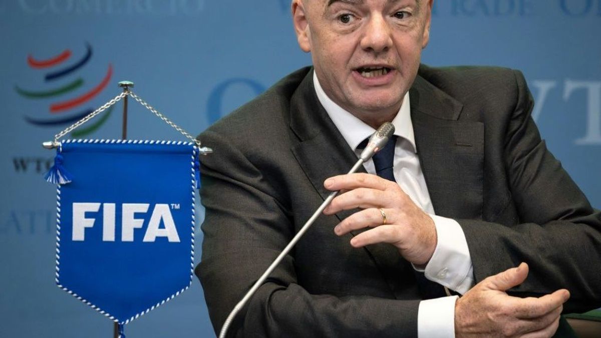 Plant erneute Revolution: FIFA-Boss Gianni Infantino