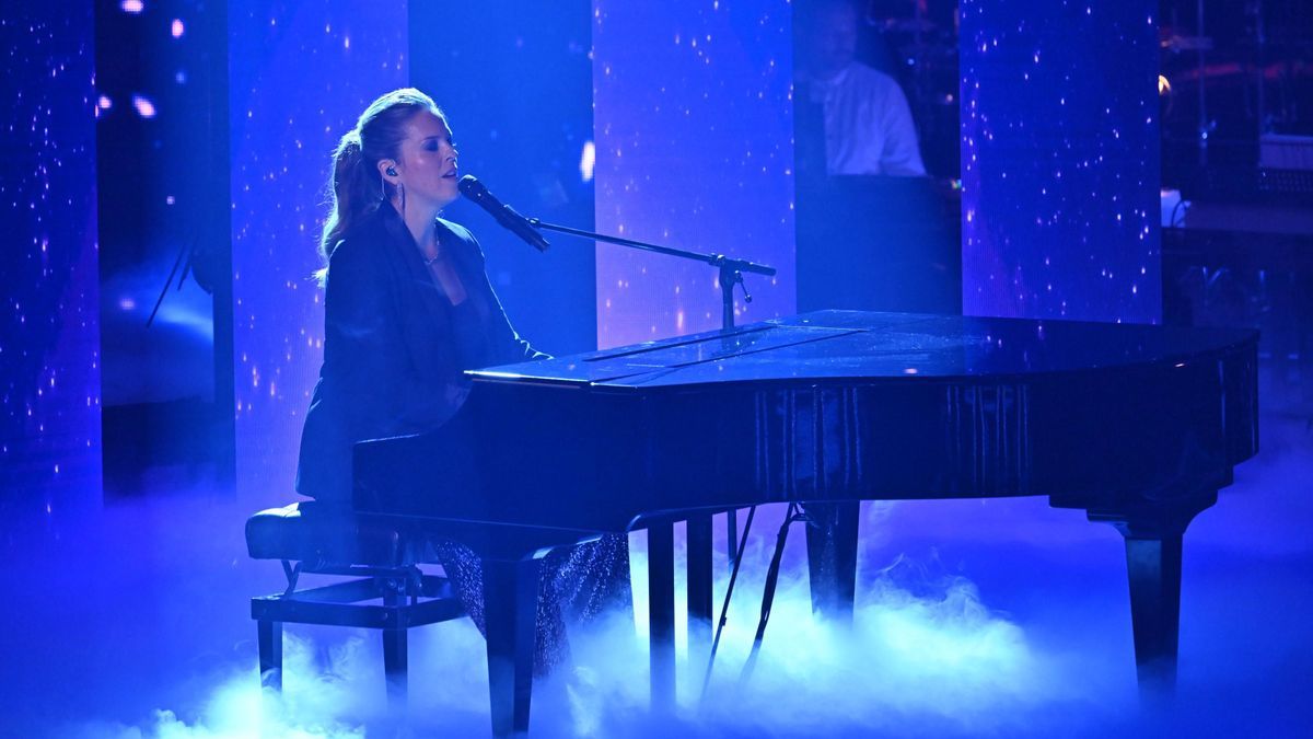 Jennifer Lynn singt im Finale von "The Voice of Germany" 2024