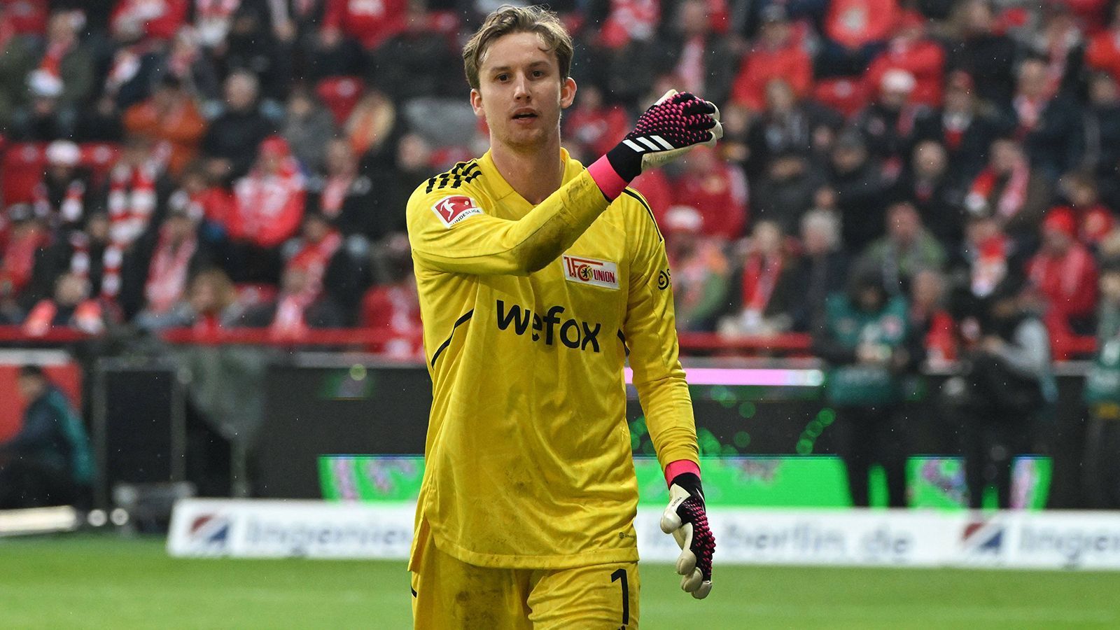 
                <strong>Torhüter: Frederik Rönnow</strong><br>
                &#x2022; Team: Union Berlin<br>&#x2022; Nation: Dänemark<br>
              