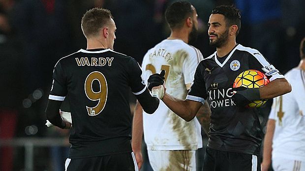 
                <strong>Leicester City (Jamie Vardy und Riyad Mahrez)</strong><br>
                Leicester City (England, 34 Tore in 16 Premier-League-Spielen): Jamie Vardy (li., 15 Tore) + Riyad Mahrez (11 Tore) = 76,5% der Treffer (26 Tore).
              