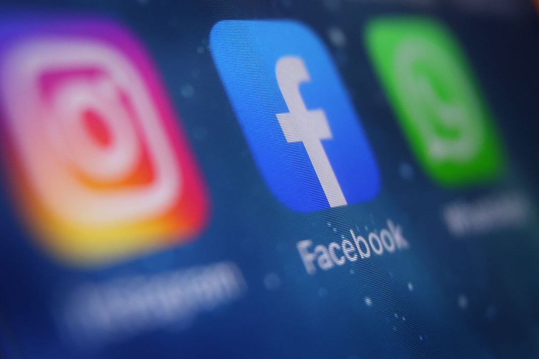 Meta steckt hinter Instagram, Facebook und Whatsapp.