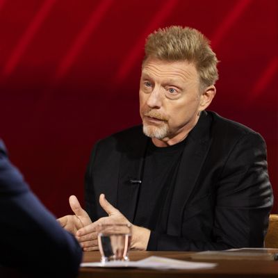 Boris Becker (rechts) im Gespräch mit Steven Gätjen