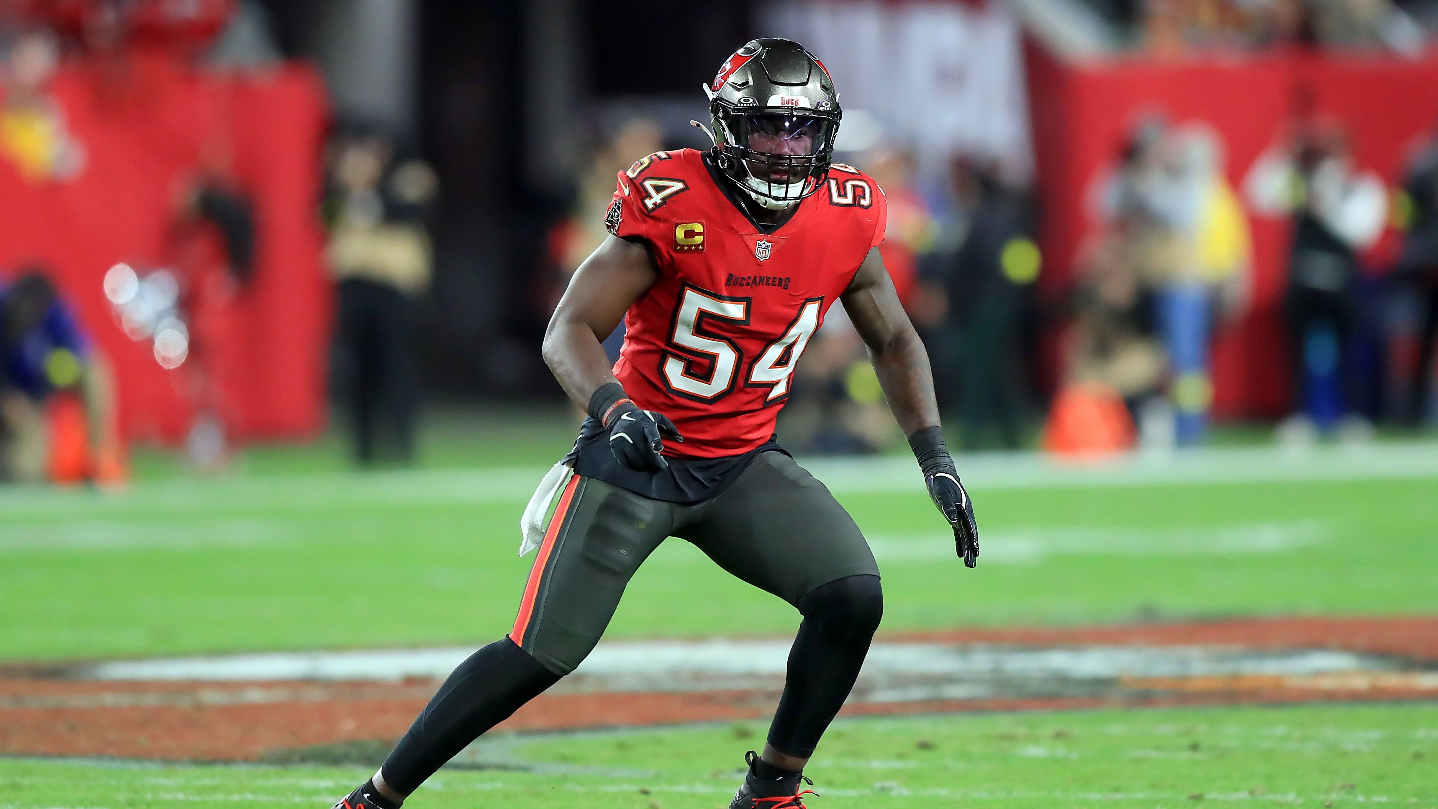 <strong>Lavonte David (Tampa Bay Buccaneers)</strong><br>David wurde auch schon mit einem Karriereende in diesem Sommer in Verbindung gebracht. Doch er bleibt doch nochmal. Für ein Jahr. Leistungstechnisch ist er nach wie vor top. Der 35-Jährige wird ähnlich wie Wagner abwägen, ob es sportlich nach dieser Saison noch Sinn macht. Verletzungen außen vor.