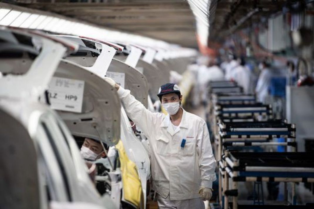 In China rollen die Bänder wieder.