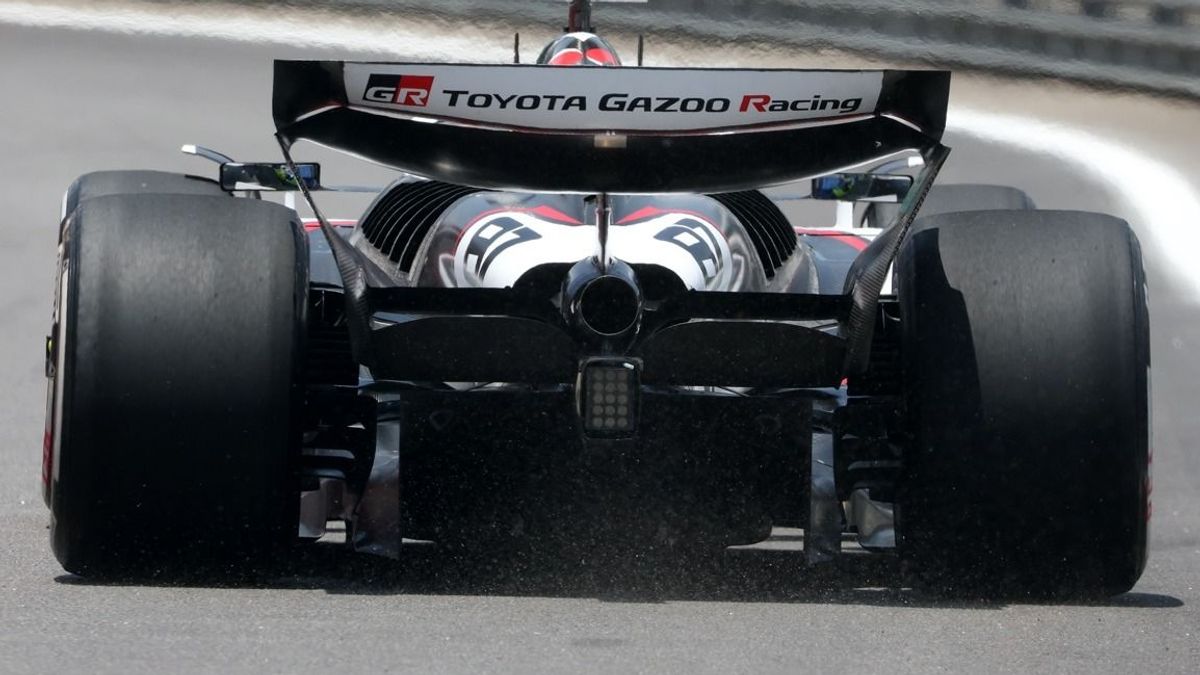 Oliver Bearman im Haas VF-25 in der Heckansicht