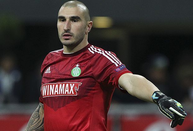 
                <strong>Platz 10: Stephane Ruffier (48,4 Prozent der Liga-Spiele zu Null)</strong><br>
                Welche europäischen Keeper halten ihren Kasten am besten sauber? Wir schauen nur auf die Liga-Spiele und die Zu-Null-Quote. Bei gleicher Quote entscheidet, wer mehr Einsätze hat! Der Keeper von St. Etienne hielt in 15 von 31 Spielen die Null.
              