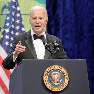 US-Präsident Joe Biden spricht bei der 30. jährlichen Gala des Asian Pacific American Institute for Congressional Studies über Donald Trump.
