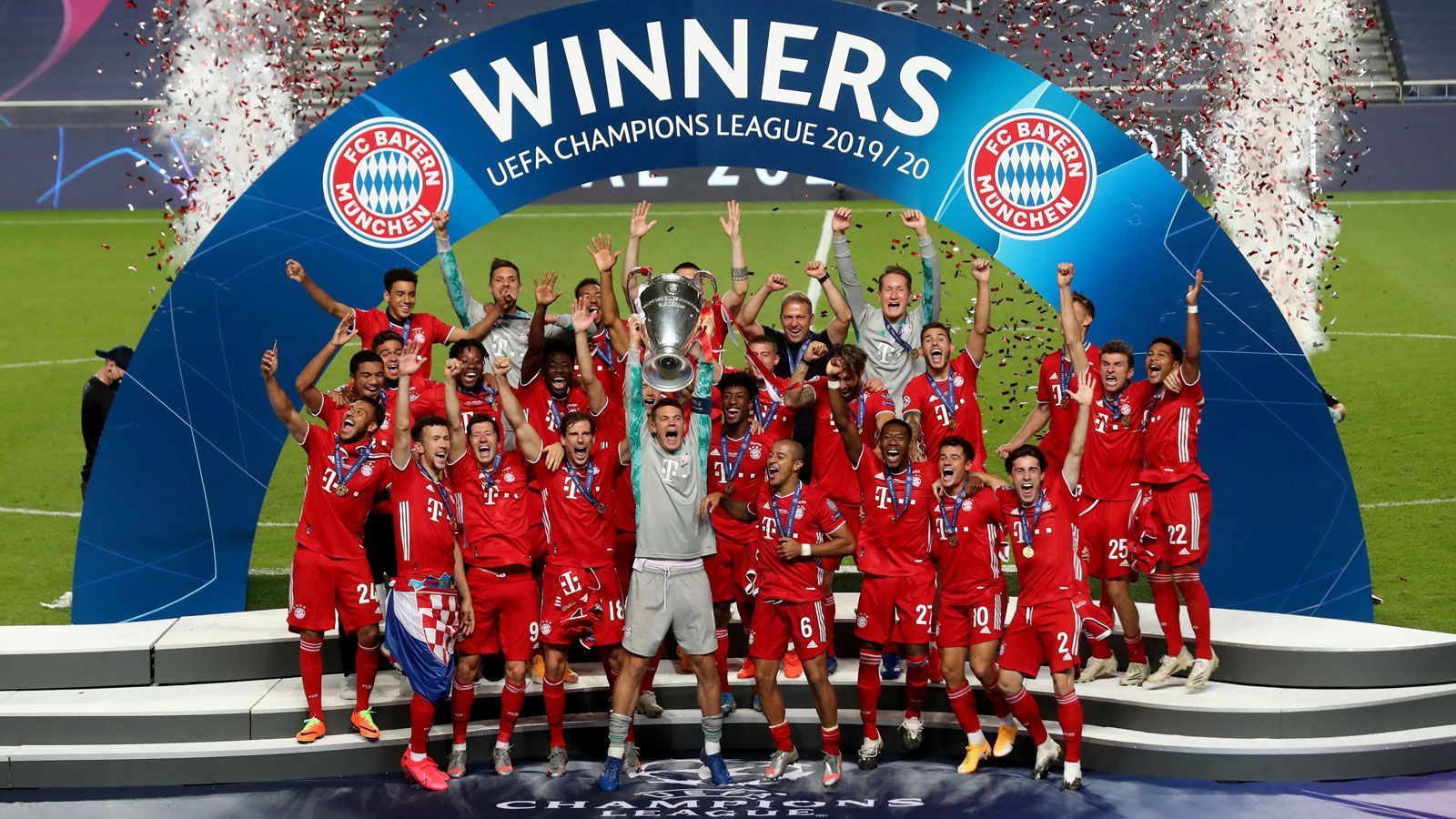 
                <strong>FC Bayern München (Topf 1)</strong><br>
                 - Mögliche Hammergruppe: FC Bayern, Manchester City, Inter Mailand, Olympique Marseille - "Freilos": FC Bayern, Schachtjor Donezk, Olympiakos Piräus, FC Midtjylland
              