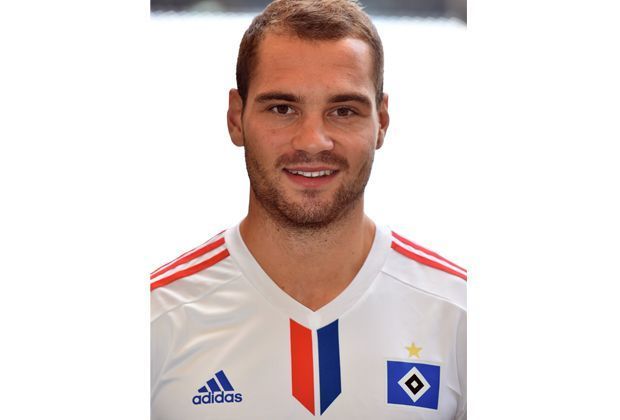 
                <strong>Hamburger SV Heimtrikot</strong><br>
                Der Hoffnungsträger im Abstiegskampf ist auch der Hoffnungsträger für die neue Saison: Pierre-Michel Lasogga. Dass der rot-blaue Streifen des neuen Trikots aussieht, wie ein Pfeil nach unten, ist sicher ein Versehen ...
              