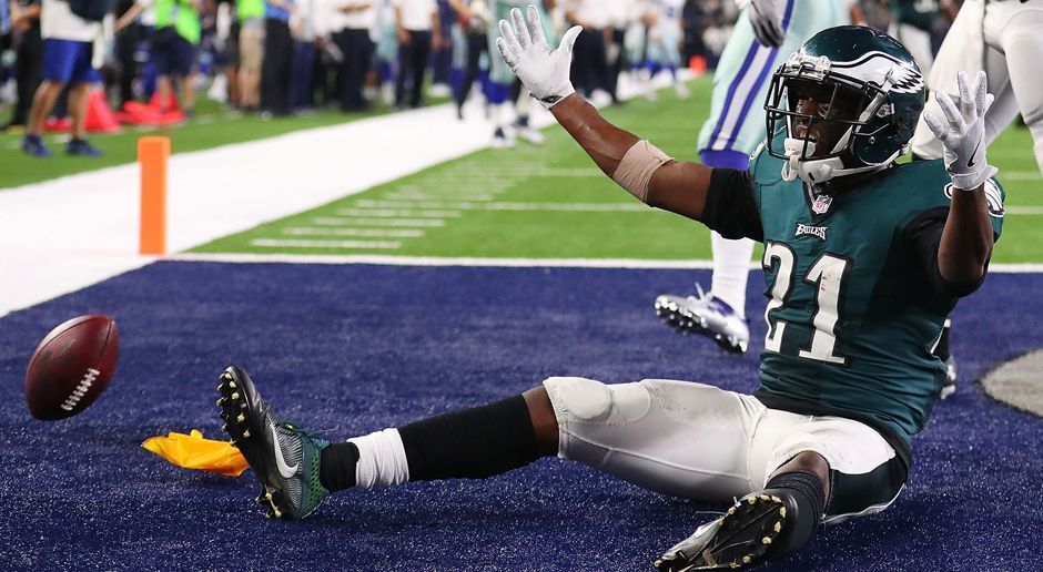 
                <strong>Leodis McKelvin (Philadelphia Eagles)</strong><br>
                Der Cornerback spielt acht Jahre lang für die Buffalo Bills, ehe er vor der vergangenen Saison 2016 zu den Philadelphia Eagles wechselt. Dort werden McKelvin seine Gehaltskosten von 3,2 Millionen Dollar zum Verhängnis. Nach nur einer Saison ist Schluss. Der 31-Jährige absolviert insgesamt 13 Spiele für die Eagles, verbucht dabei 43 Tackles für sich, dazu 13 verteidigte Pässe und immerhin zwei Interceptions - eine davon trägt er in Woche 12 gegen die Washington Redskins 29 Yards für einen Touchdown in die Endzone.
              