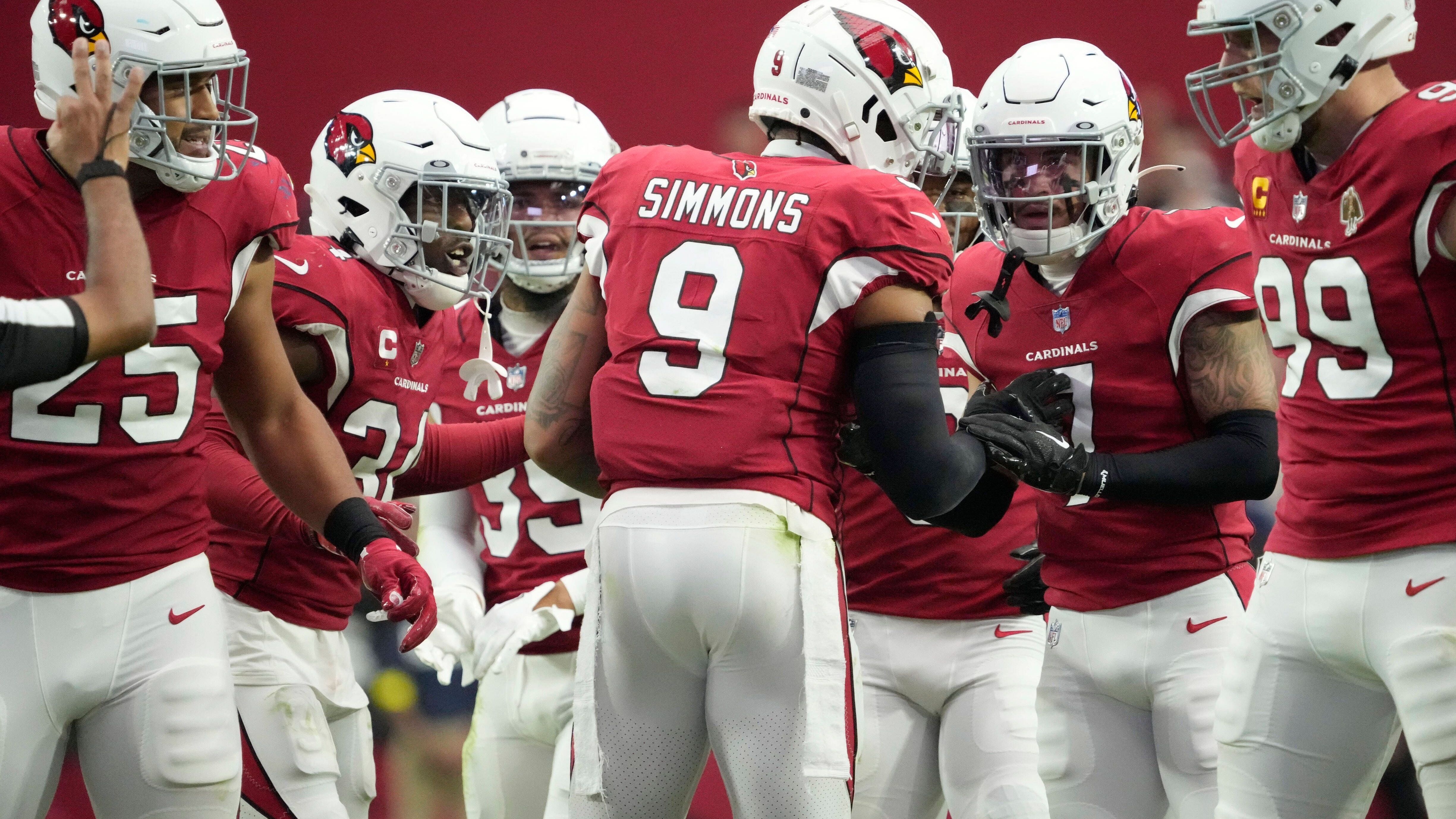 <strong>12. Platz: Arizona Cardinals - 101 <strong>Flaggen</strong></strong><br>Yards: 859
