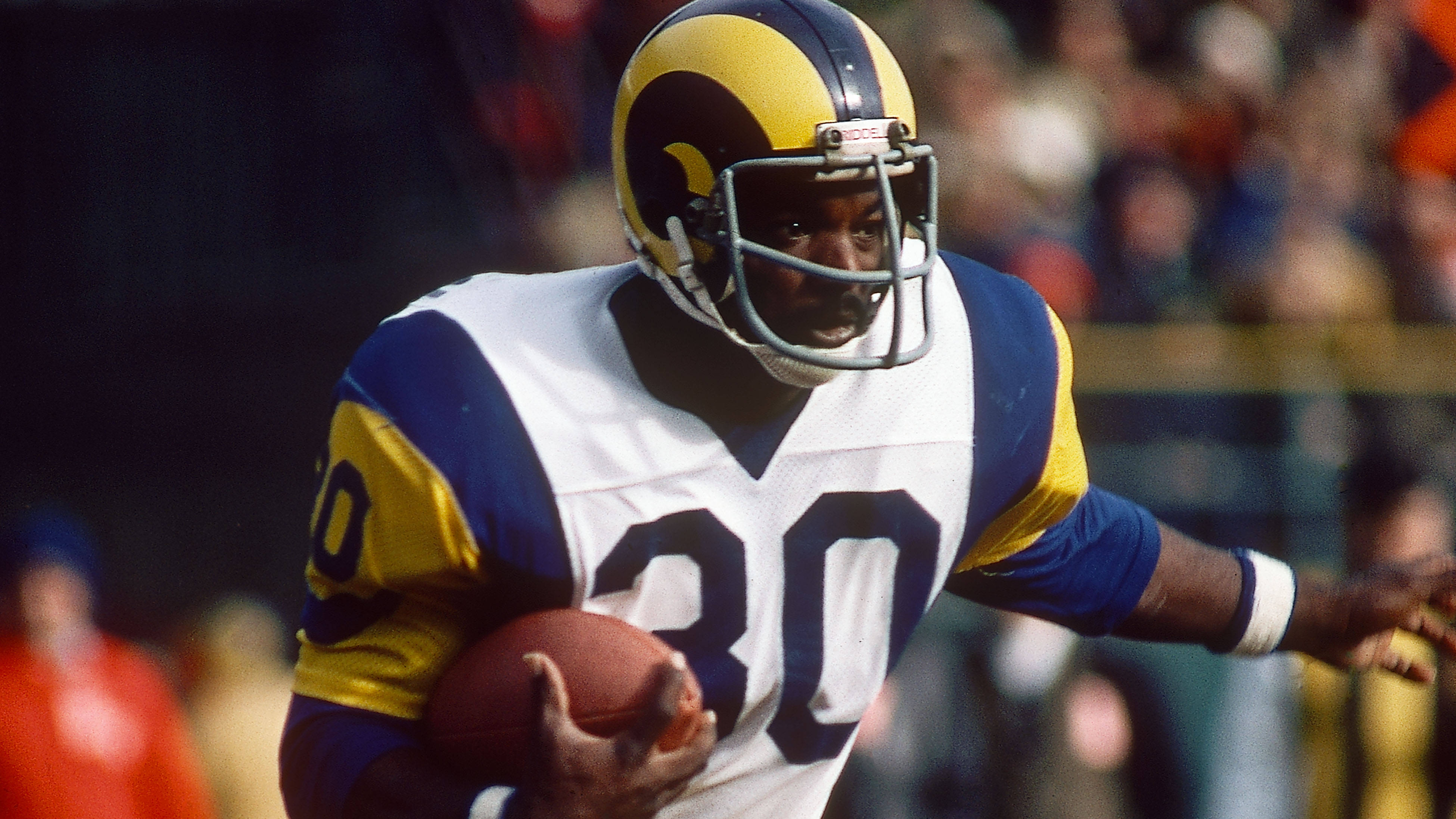 <strong>Platz 7: Lawrence McCutcheon (Los Angeles Rams)</strong><br><br><strong>Rushing Yards:</strong> 202<br><br><strong>Gegner:</strong> Arizona Cardinals (1975)