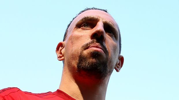 
                <strong>Franck Ribery</strong><br>
                Franck Ribery: Der Franzose hat die richtige Ausstrahlung, die ein Film-Bösewicht benötigt. So wie er in der Bundesliga die Gegenspieler ärgert, könnte er im Film James Bond das Leben schwer machen.
              