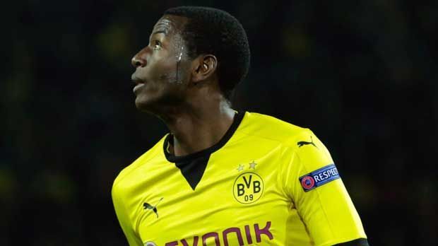 
                <strong>Adrian Ramos</strong><br>
                Adrian Ramos: Kommt zusammen mit Gündogan auf den Platz, ersetzt mit Reus den überragenden Spieler des Spiels. Kann sich nicht mehr in Szene setzen. ran-Note: ohne Bewertung.
              