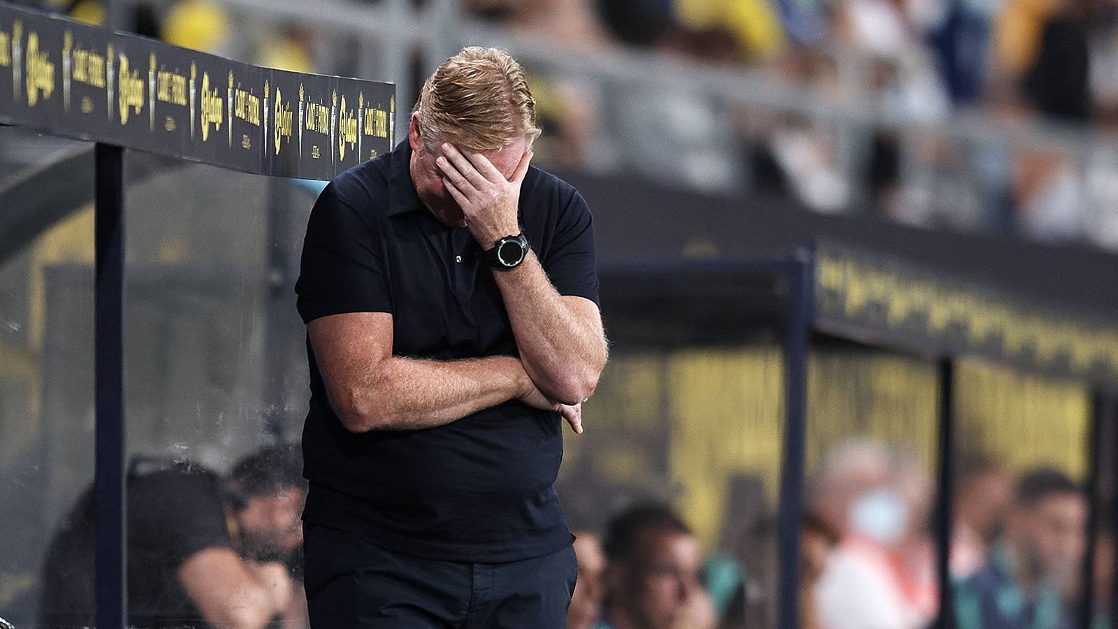 
                <strong>Ronald Koeman entlassen: Das sind die möglichen Nachfolger</strong><br>
                Der 58-jährige Ronald Koeman bat beim FC Barcelona immer wieder um Geduld beim Neuaufbau der jungen Mannschaft, der Geduldsfaden der Verantwortlichen ist aber nun gerissen. Koeman wurde entlassen, nach Platz neun in der Liga und Platz drei in der Champions-League-Gruppe brachte ein 0:1 bei Rayo Vallecano das Fass zum Überlaufen. Doch wer könnte den Niederländer im Falle eines Rauswurfs ersetzen? ran hat die potenziellen Kandidaten zusammengefasst.
              