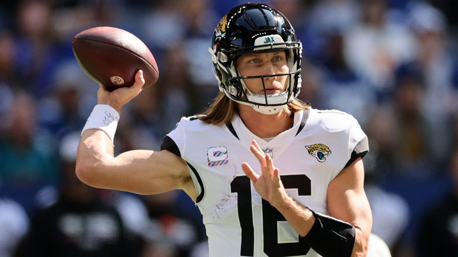 NFL Playoffs Trevor Lawrence und Justin Herbert im Vergleich