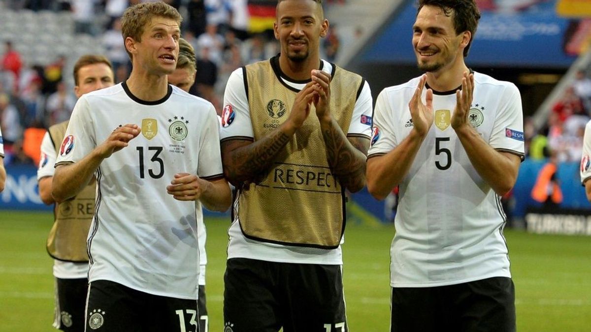 Fans bedanken sich bei Müller, Boateng und Hummels