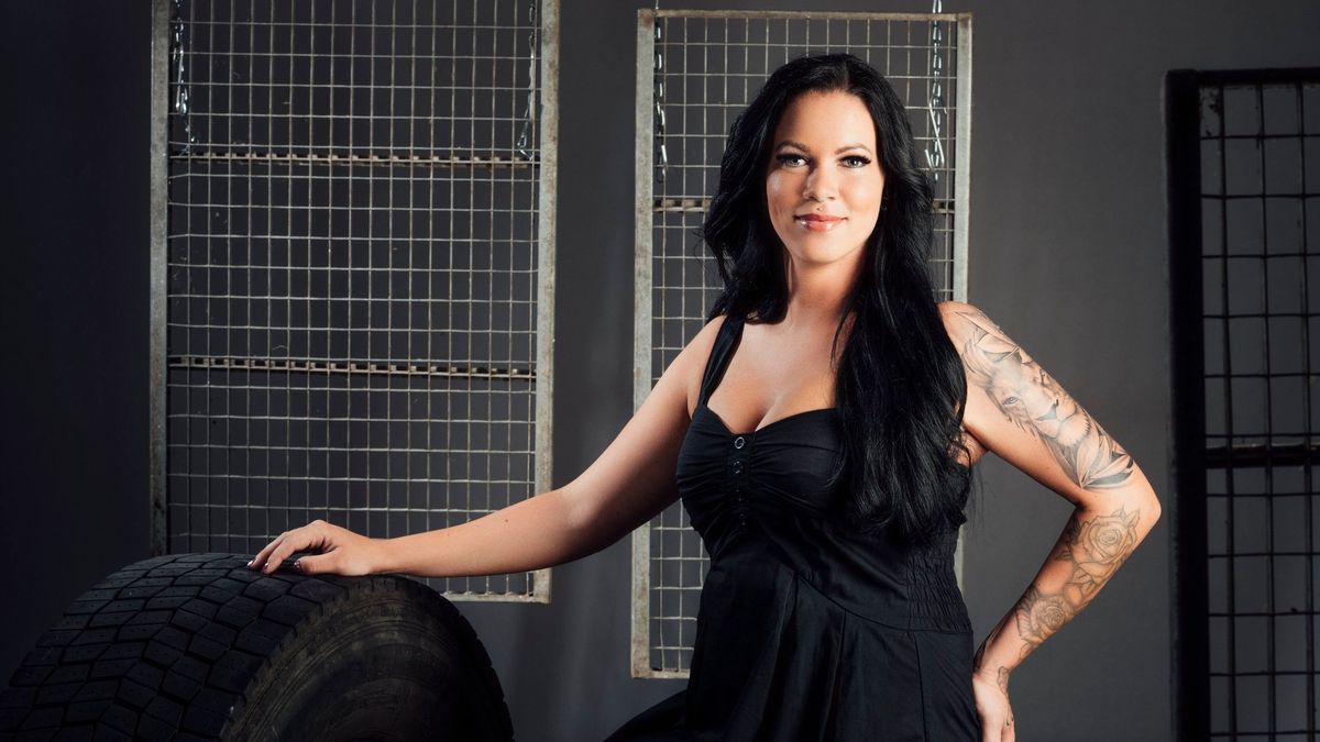 Marina Schimpfkäse | Trucker Babes | Steckbrief und Videos