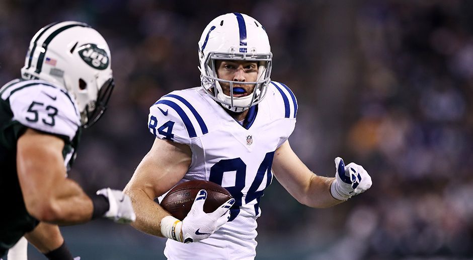 
                <strong>Jack Doyle (Indianapolis Colts)</strong><br>
                Jack Doyle (Indianapolis Colts): Zugegeben, Jack Doyle hat nicht das Kaliber von Free Agent Martellus Bennett. Dennoch dürfte der Tight End eine sichere Bank sein und im Vergleich zum Super Bowl-Sieger Bennett für wenig Geld zu haben sein. Seine größte Stärke: Zuverlässigkeit. Doyle fing in der vergangenen Saison 78,8 Prozent aller auf ihn geworfenen Pässe und ist mit 26 Jahren 21im besten Football-Alter.
              