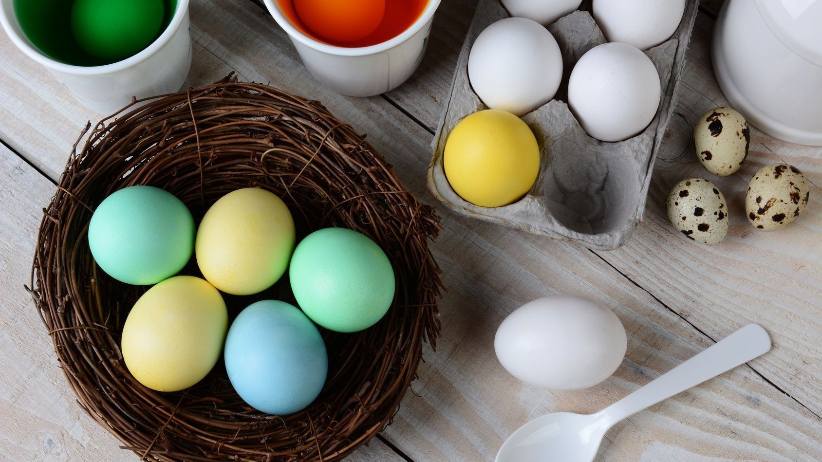 Das perfekte Osterei: Wir haben die Anleitung für dich, wie du Eier ohne Aufplatzen kochst
