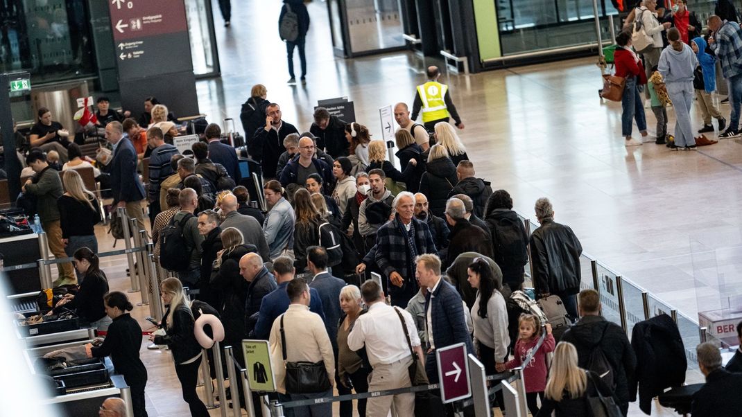 Ein europaweiter Dienstleister für Check-in und Boarding an Flughäfen ist Opfer eines Cyberangriffs geworden.