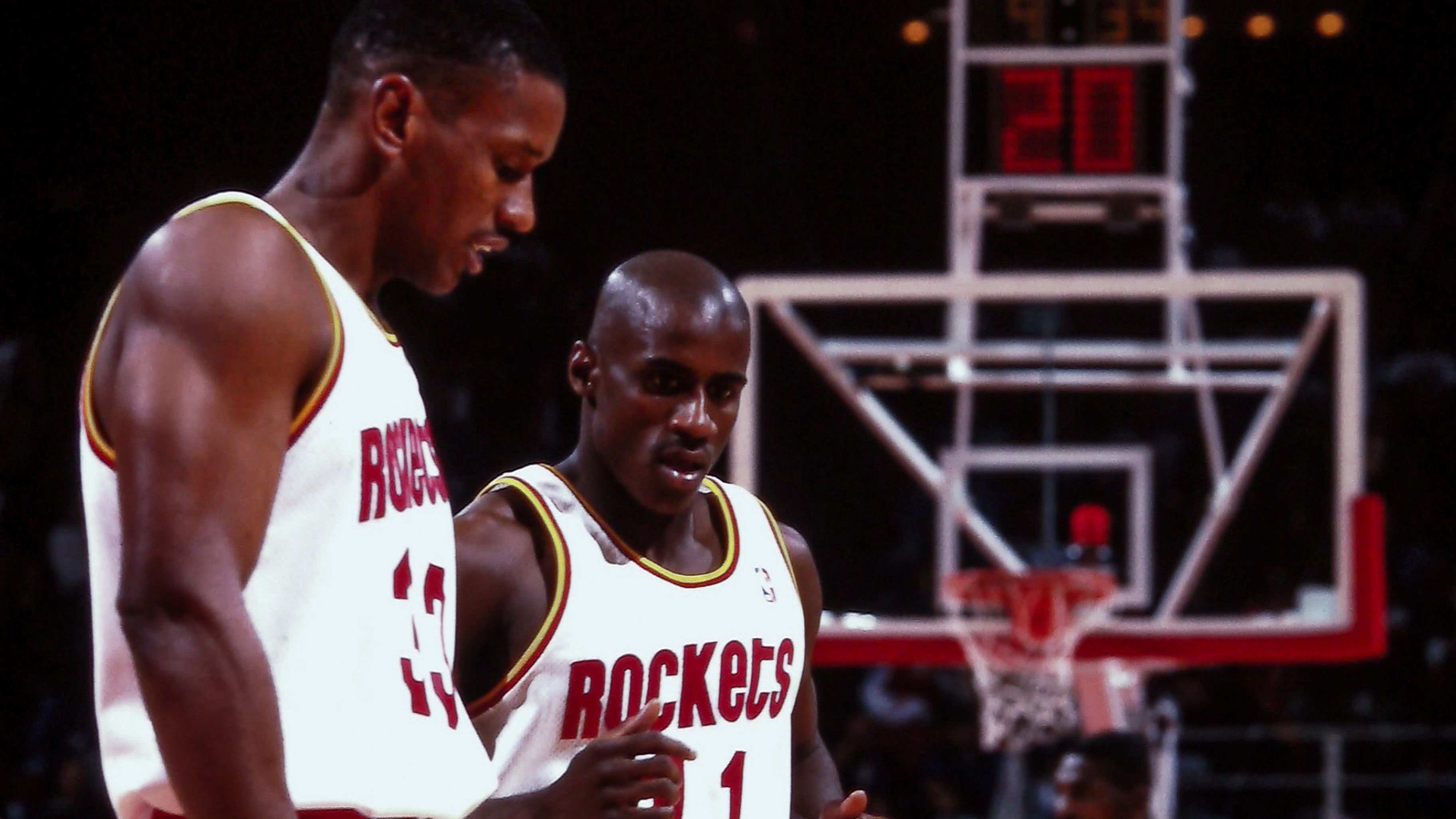 <strong>NBA Finals 1994: New York Knicks vs. Houston Rockets 3:4</strong><br>In den NBA Finals 1994 führten die Knicks mit 3:2, bevor die Rockets Spiel sechs holten und Spiel sieben erzwangen. Die Rockets gewannen auch dieses und verließen sich dabei stark auf Hakeem Olajuwon, um den Titel zu gewinnen. In Spiel sieben beendete er das Spiel mit 25 Punkten, zehn Rebounds, sieben Assists und drei Blocks.