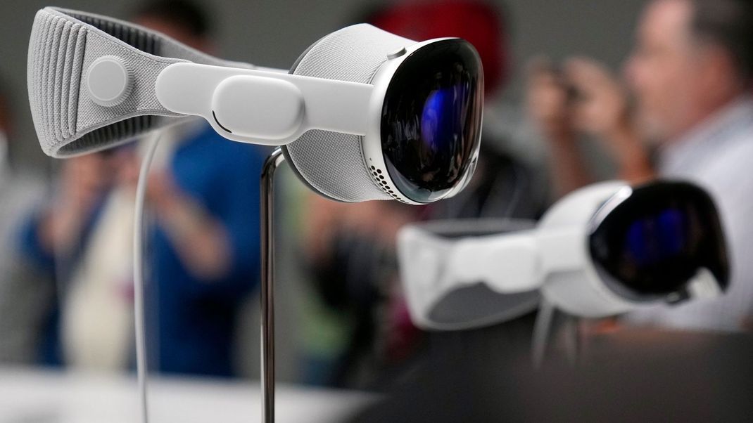 Ab dem 12. Juli können Technikfans die Apple Vision Pro auch in Deutschland kaufen.